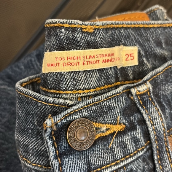 Levi’s 70s High Rise Straight Jeans - Classic Blue Women's Jeans- Size 25 - Picture 6 of 10